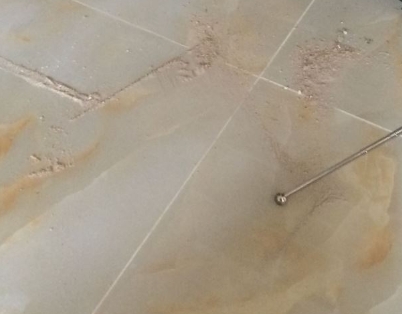 和政瓷砖空鼓维修公司分享粘合剂选择不当在瓷砖铺贴过程中可能导致以下问题